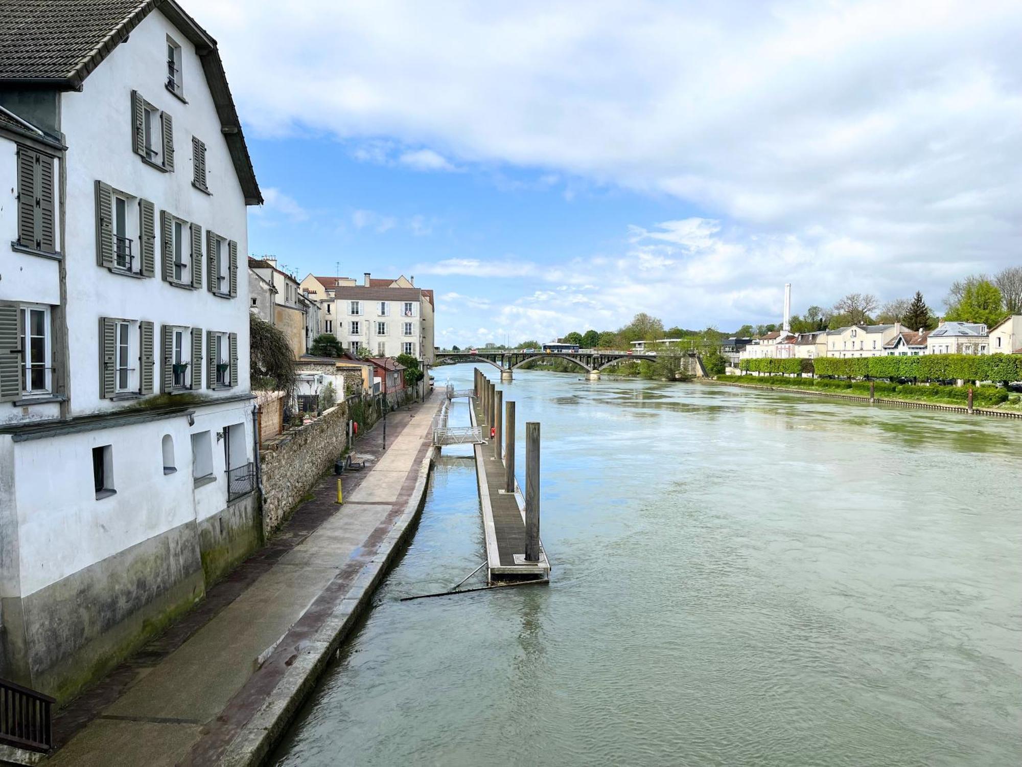 Paris Cocon - Disneyland, Parking, Hypercentre, Train Station Lagny 外观 照片